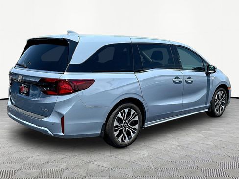 Used 2025 Honda Odyssey Elite image 6