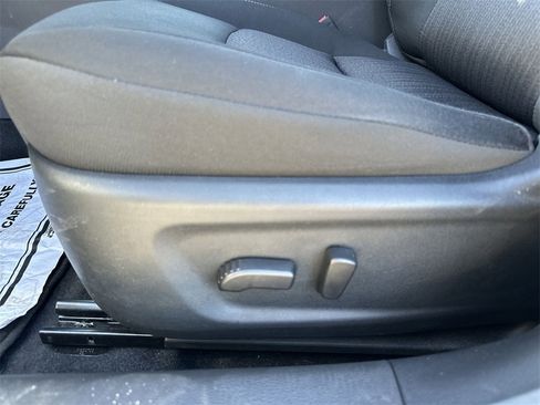 Used 2023 Nissan Altima 2.5 SV image 12