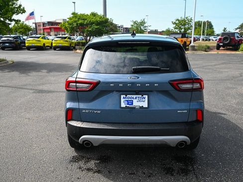 Used 2023 Ford Escape Active w/ Tech Pack #2 AWD/4WD image 6