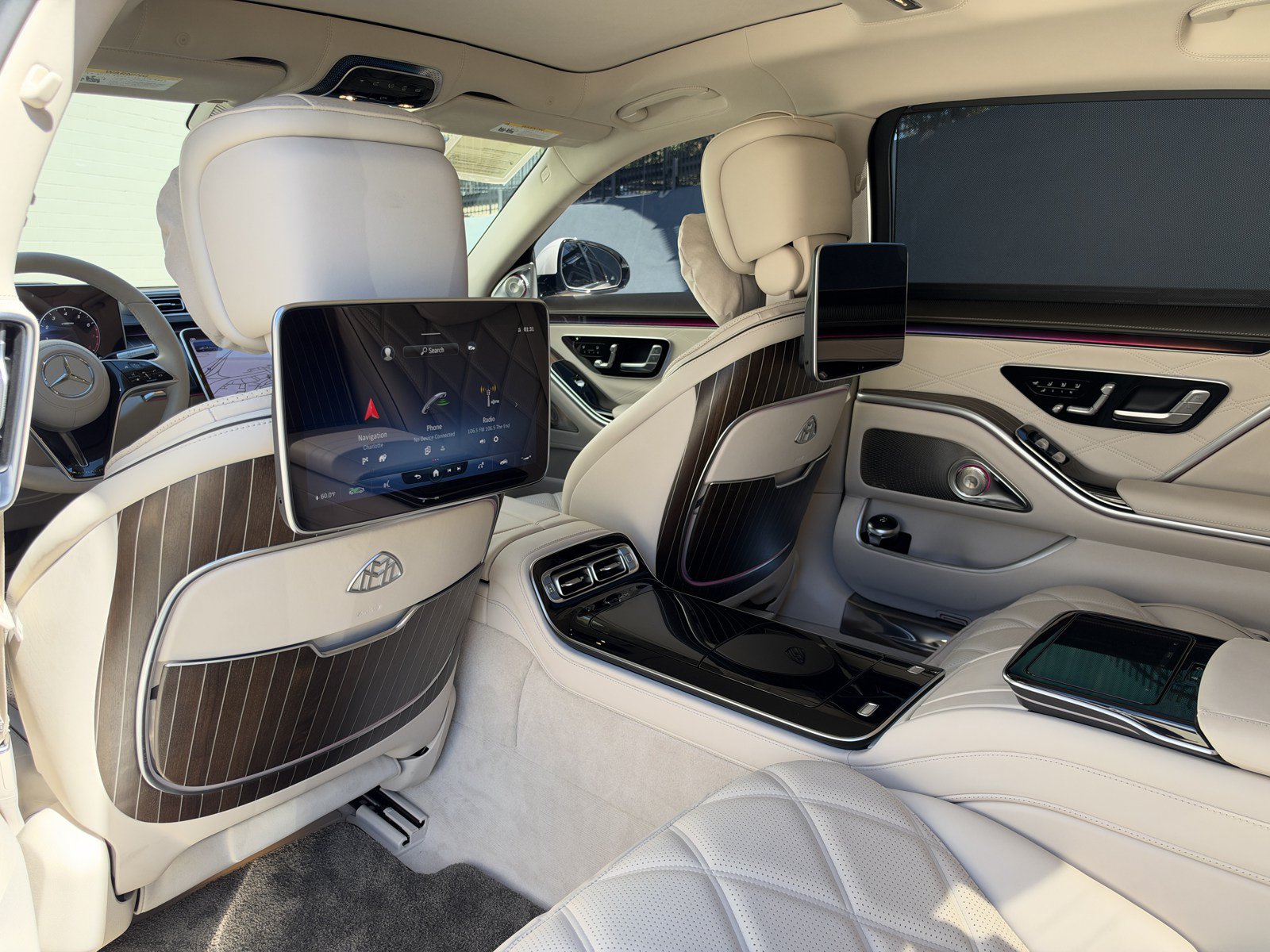 Used 2023 Mercedes-Benz Maybach S 580 4MATIC image 35