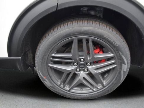 New 2026 Ford Explorer ST-Line w/ ST-Line Street Pack AWD/4WD image 4