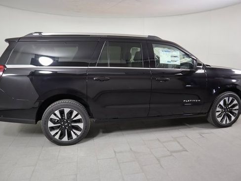 New 2025 Ford Expedition Max Platinum w/ Platinum Ultimate Package image 4