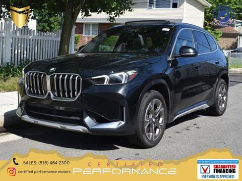 Used 2023 BMW X1 xDrive28i AWD/4WD image 1