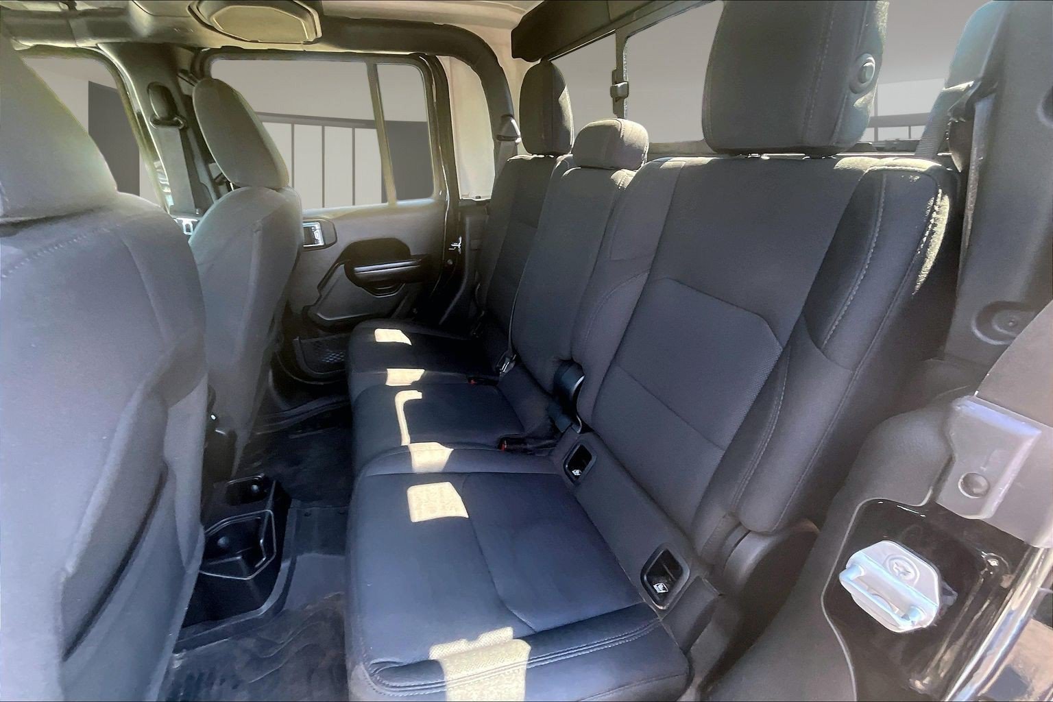 Used 2021 Jeep Gladiator Sport AWD/4WD image 24