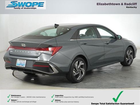 Certified 2025 Hyundai Elantra Limited image 3