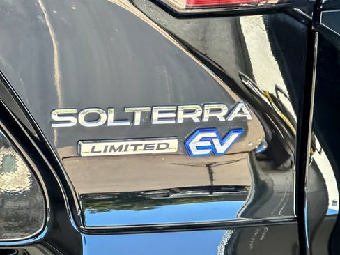 Used 2023 Subaru Solterra AWD image 25
