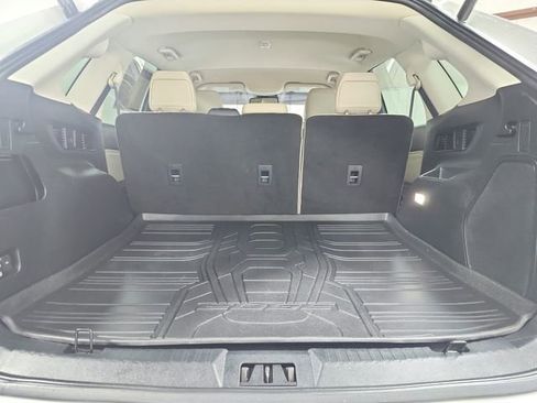 Used 2021 Ford Edge Titanium FWD image 45