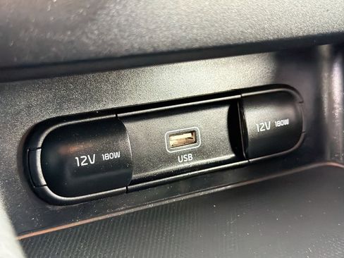 Used 2023 Kia Forte LXS w/ LXS Technology Package FWD image 31