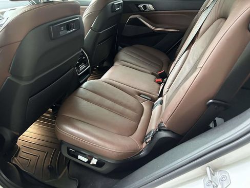Used 2021 BMW X5 xDrive40i w/ Premium Package AWD/4WD image 9