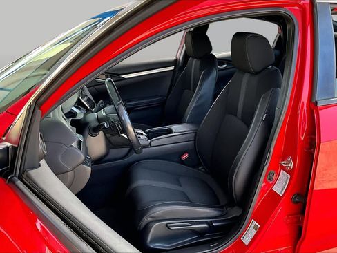 Used 2019 Honda Civic Sport image 8