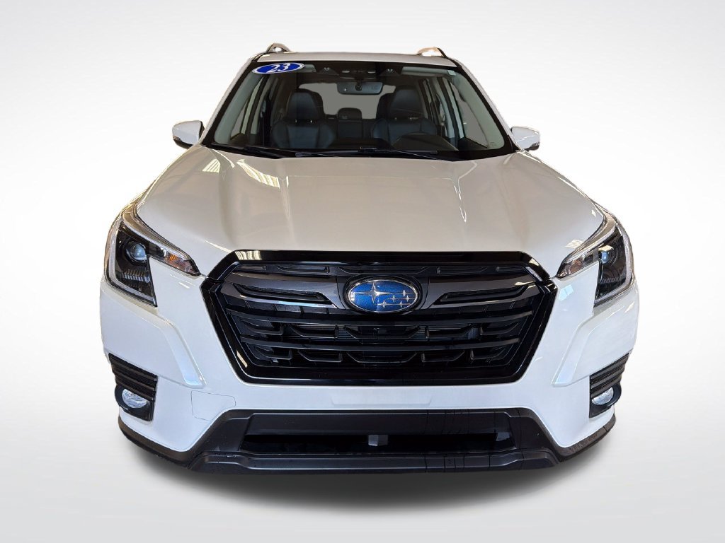 Certified 2023 Subaru Forester Limited AWD/4WD image 9