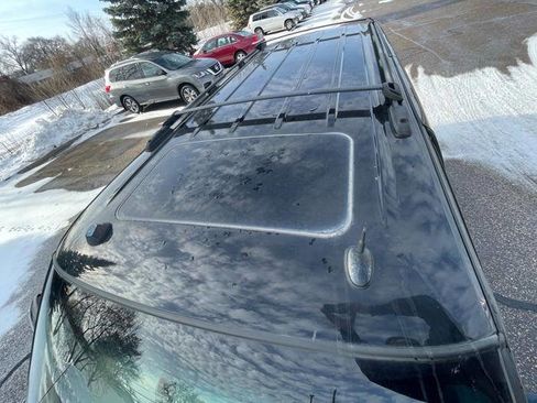 Used 2004 GMC Yukon XL SLT w/ Preferred Equipment Group image 10