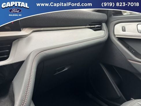 Certified 2025 Ford Explorer Active w/ Active Comfort Package image 26