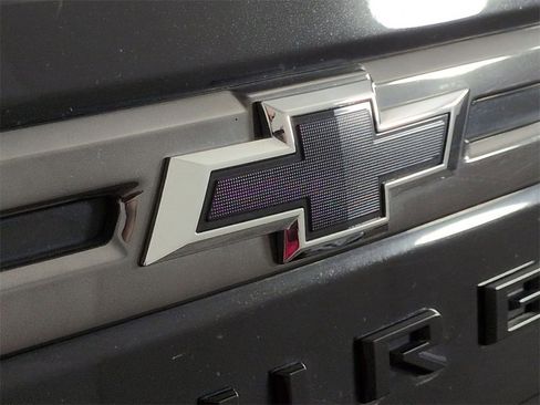 Certified 2022 Chevrolet Suburban Z71 w/ Luxury Package image 29