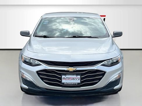 Used 2020 Chevrolet Malibu LS FWD image 2