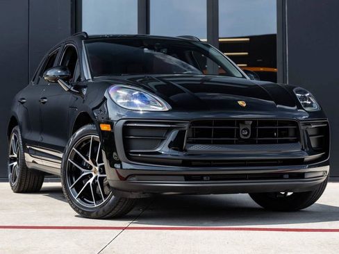 New 2025 Porsche Macan image 53