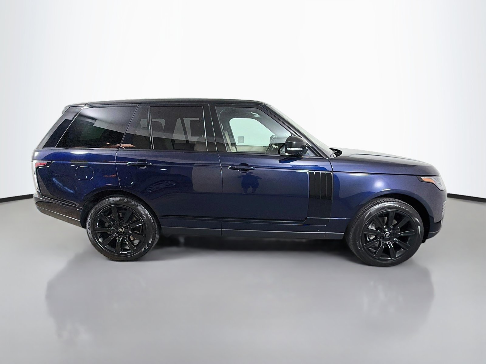 Used 2022 Land Rover Range Rover AWD/4WD image 6