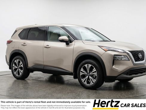 Used 2025 Nissan Rogue SV image 1