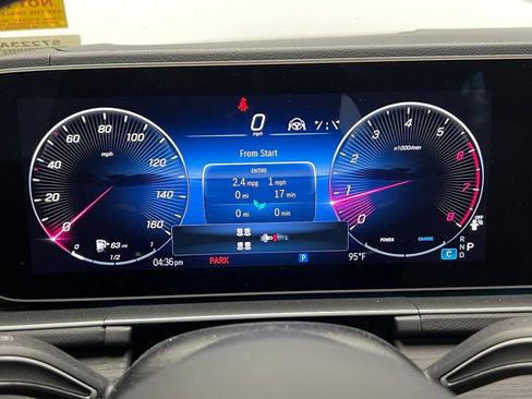 Used 2024 Mercedes-Benz GLS 450 4MATIC image 17