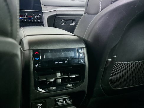 Used 2023 Jeep Grand Cherokee L Limited w/ Trailer Tow Group (B) image 27