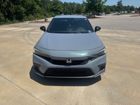 Used 2024 Honda Civic Sport image 2
