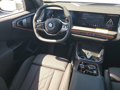 New 2026 BMW X3 xDrive30i w/ Convenience Package AWD/4WD image 12