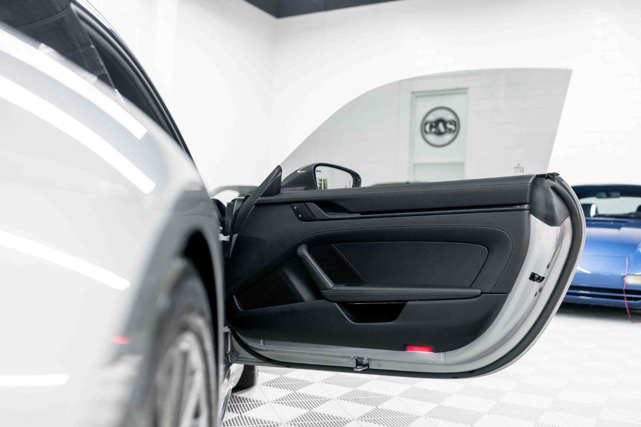 Used 2023 Porsche 911 Carrera T RWD image 63