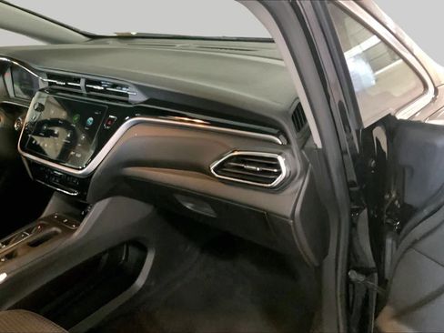 Used 2023 Chevrolet Bolt LT w/ Driver Confidence Package FWD image 17