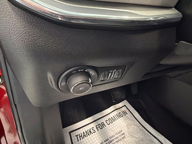 Used 2023 Jeep Compass Limited w/ Sun and Sound Group AWD/4WD image 17