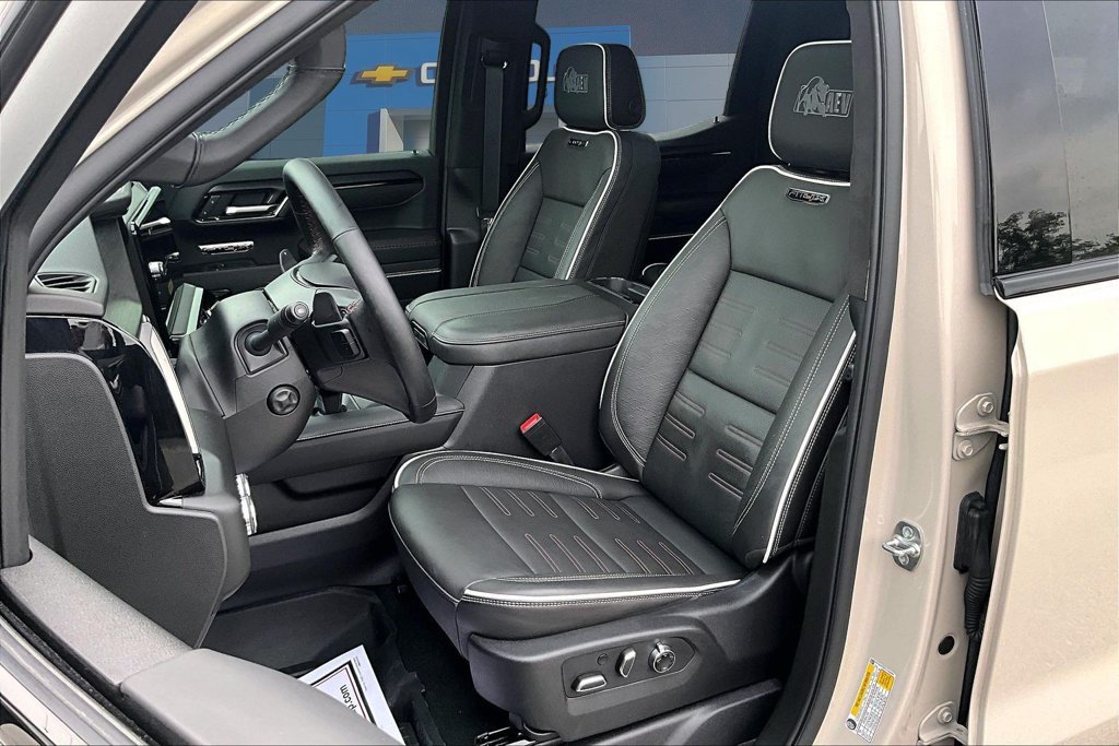 Used 2026 GMC Sierra 1500 AT4X w/ AT4X AEV Edition AWD/4WD image 25