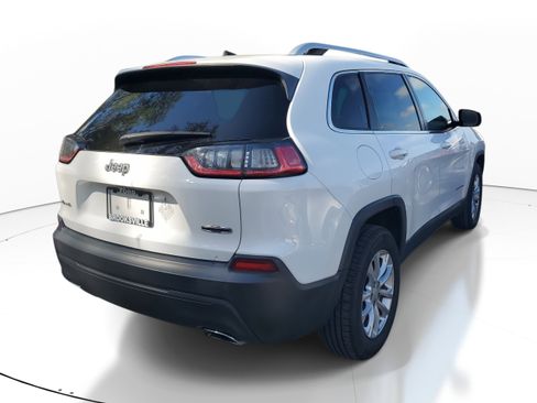 Used 2019 Jeep Cherokee Latitude w/ Cold Weather Group image 6