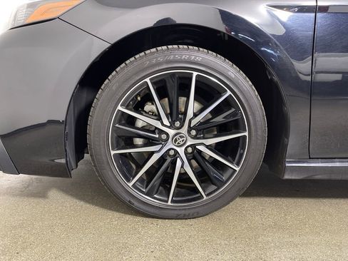 Certified 2023 Toyota Camry SE image 11