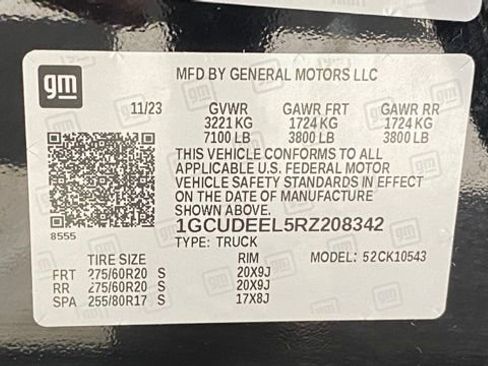 Used 2024 Chevrolet Silverado 1500 RST w/ Convenience Package II image 43