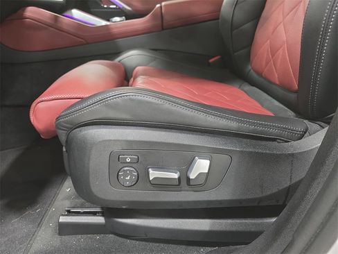 Used 2024 BMW X6 xDrive40i image 27