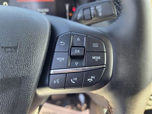 New 2025 Ford Maverick Lariat w/ Black Appearance Package image 12