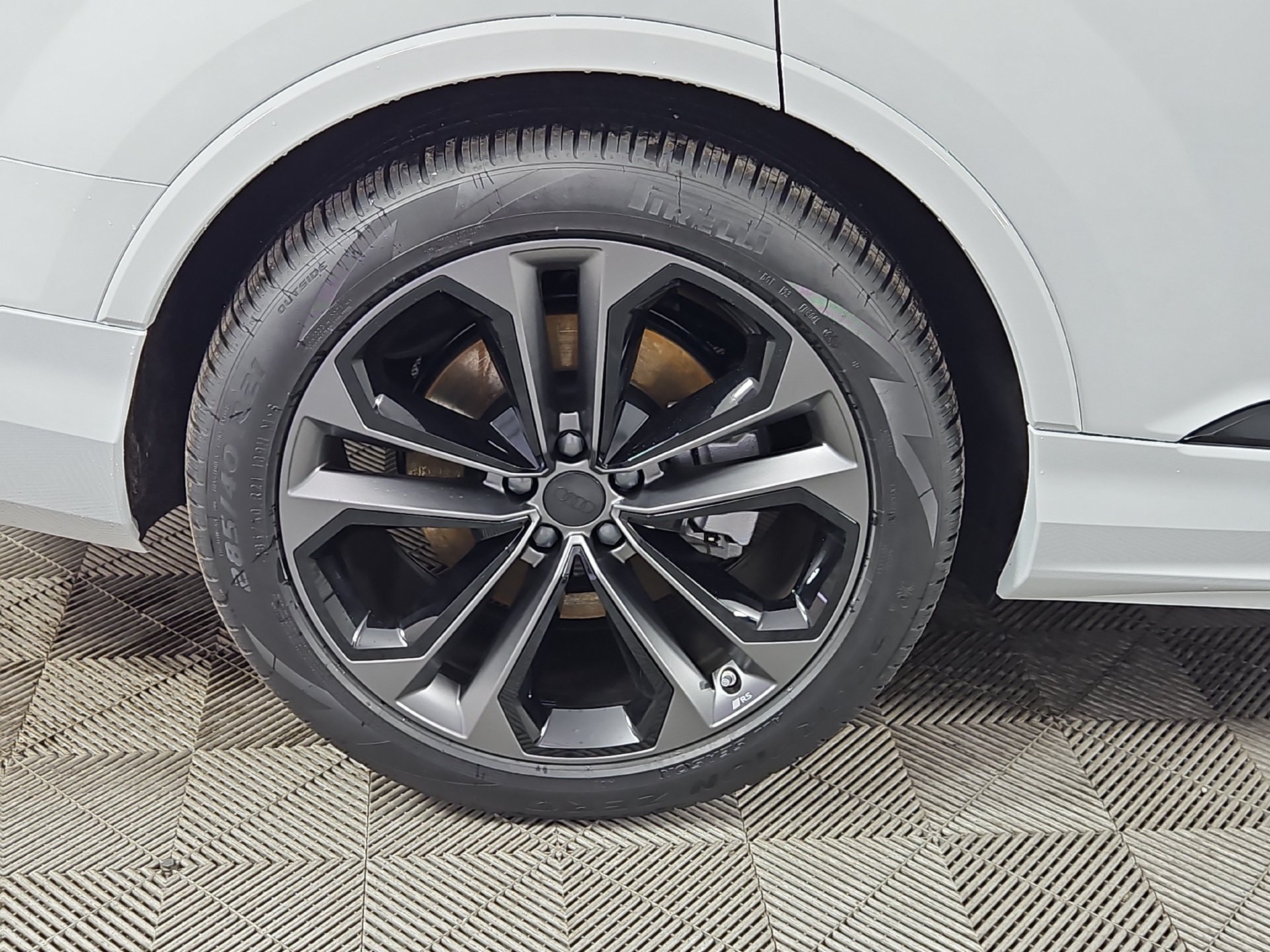 New 2026 Audi Q7 3.0T Premium Plus AWD/4WD image 9