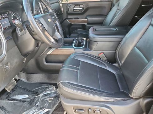 Used 2019 Chevrolet Silverado 1500 High Country image 7