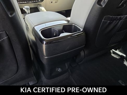 Certified 2024 Kia Telluride S FWD image 15