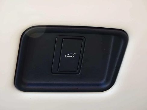 Used 2023 Land Rover Range Rover SE AWD/4WD image 21