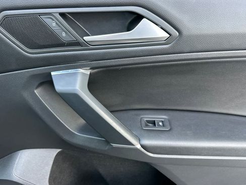 Used 2020 Volkswagen Tiguan SEL image 20