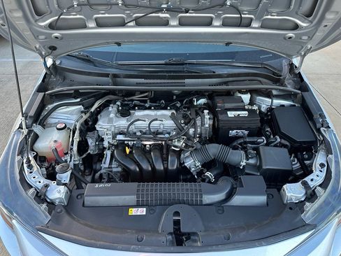 Used 2022 Toyota Corolla LE image 30