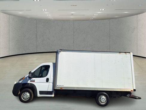 Used 2019 RAM ProMaster 3500 w/ Interior Convenience Group image 2