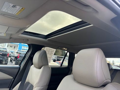 Certified 2025 MAZDA CX-50 AWD 2.5 S w/ Premium Package image 16