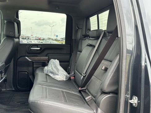 Used 2023 GMC Sierra 2500 Denali image 15