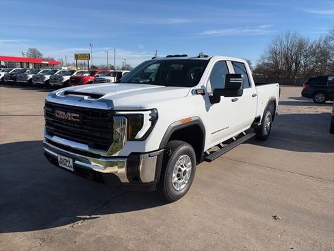 New 2026 GMC Sierra 2500 Pro image 2