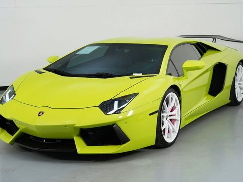 Used 2015 Lamborghini Aventador LP 700-4 image 59