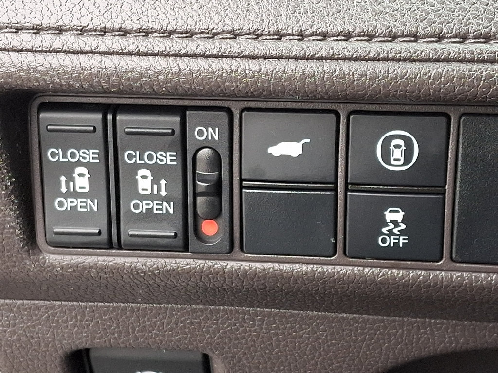 Used 2023 Honda Odyssey EX-L image 24