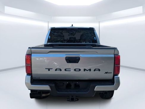 Used 2025 Toyota Tacoma SR5 RWD image 4