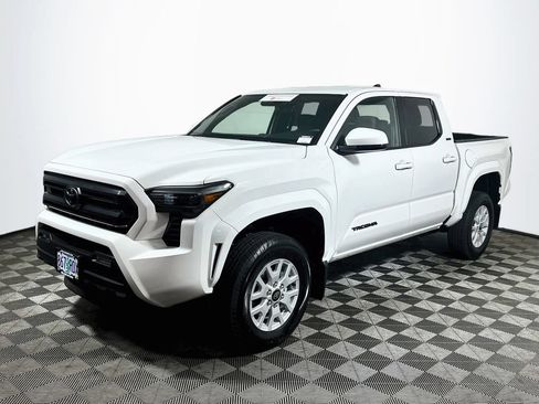 Certified 2026 Toyota Tacoma SR5 RWD image 3