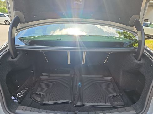 Certified 2025 BMW 330i Sedan w/ Premium Package RWD image 14